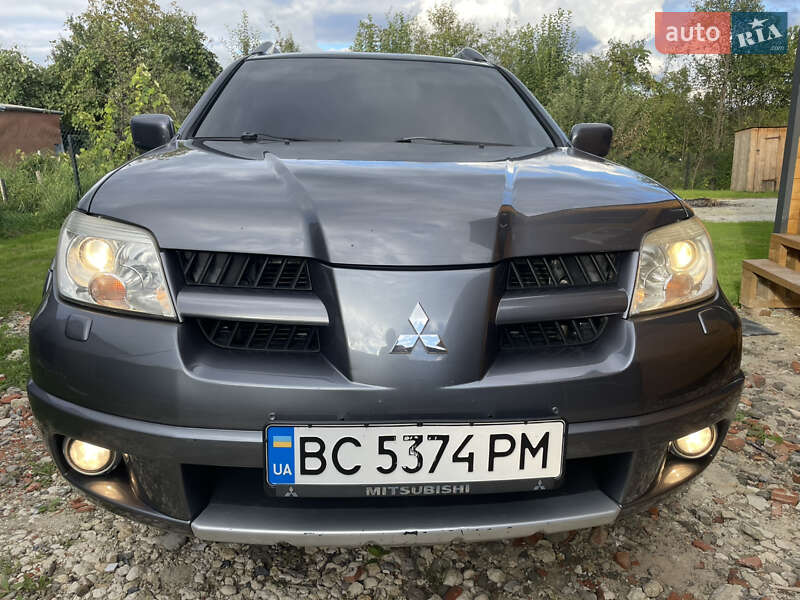 Внедорожник / Кроссовер Mitsubishi Outlander 2006 в Трускавце
