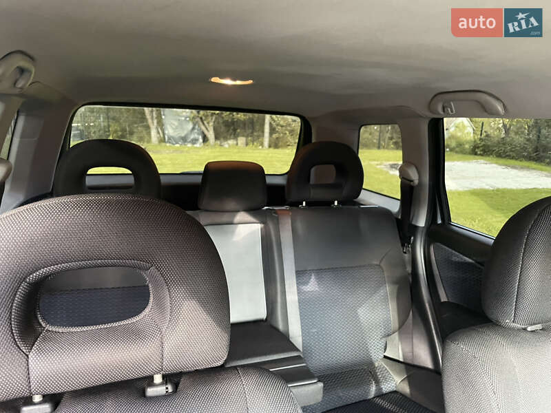 Внедорожник / Кроссовер Mitsubishi Outlander 2006 в Трускавце
