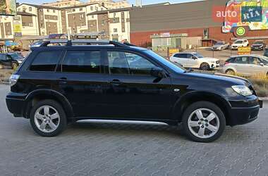 Внедорожник / Кроссовер Mitsubishi Outlander 2007 в 