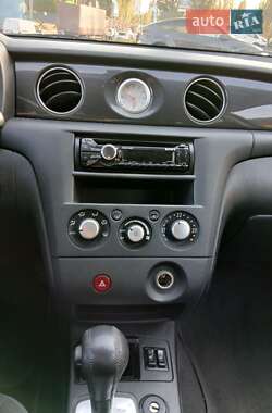 Внедорожник / Кроссовер Mitsubishi Outlander 2007 в 