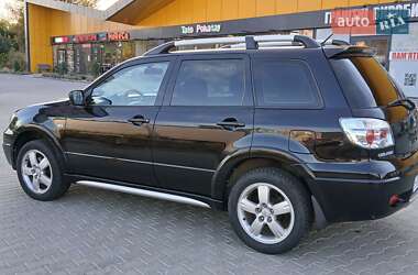 Внедорожник / Кроссовер Mitsubishi Outlander 2007 в 