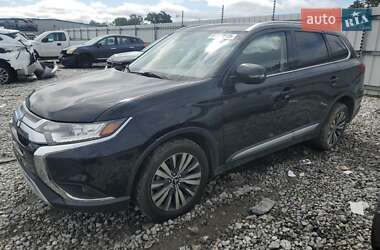 Mitsubishi Outlander 2020