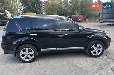Позашляховик / Кросовер Mitsubishi Outlander 2008 в 