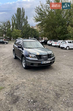 Внедорожник / Кроссовер Mitsubishi Outlander 2004 в Николаеве