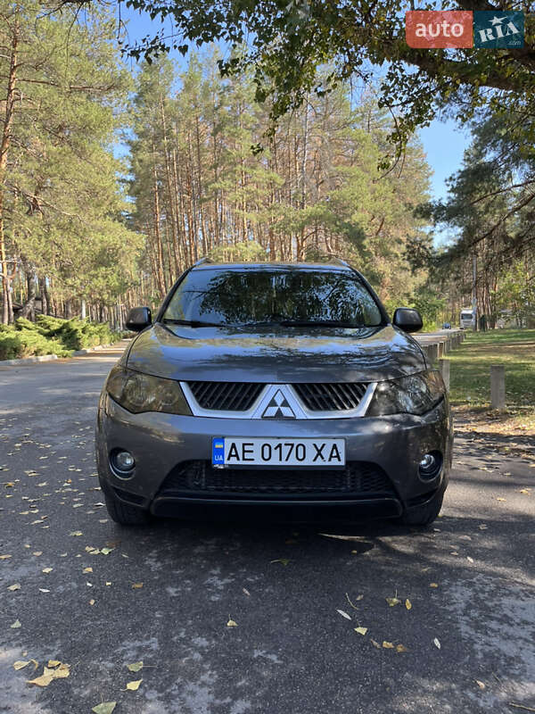 Внедорожник / Кроссовер Mitsubishi Outlander 2007 в Новомосковске