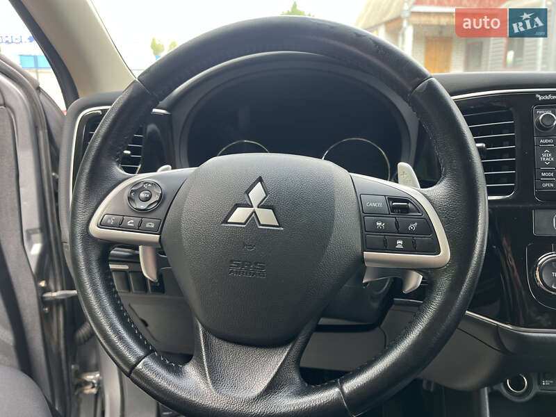 Позашляховик / Кросовер Mitsubishi Outlander 2013 в Білій Церкві