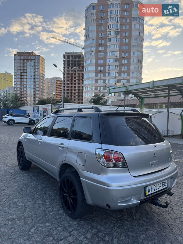 Внедорожник / Кроссовер Mitsubishi Outlander 2006 в Броварах