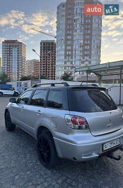 Внедорожник / Кроссовер Mitsubishi Outlander 2006 в 
