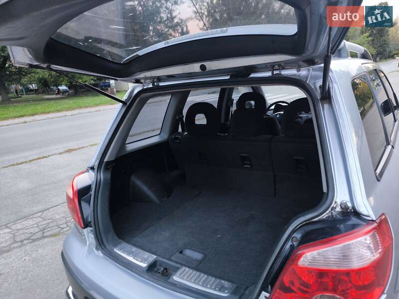 Внедорожник / Кроссовер Mitsubishi Outlander 2006 в Чернигове фото 12 Внедорожник / Кроссовер Mitsubishi Outlander 2006 в Чернигове