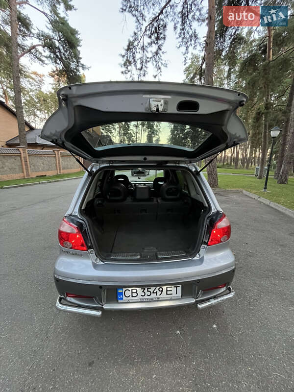 Позашляховик / Кросовер Mitsubishi Outlander 2006 в Чернігові