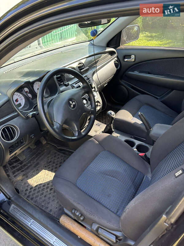 Позашляховик / Кросовер Mitsubishi Outlander 2008 в Києві фото 13 Позашляховик / Кросовер Mitsubishi Outlander 2008 в Києві