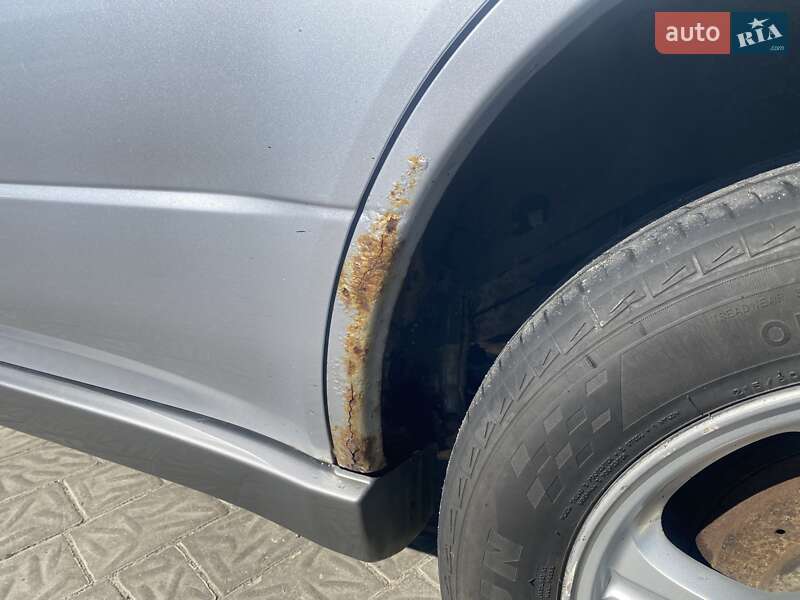 Внедорожник / Кроссовер Mitsubishi Outlander 2004 в Хотяновке