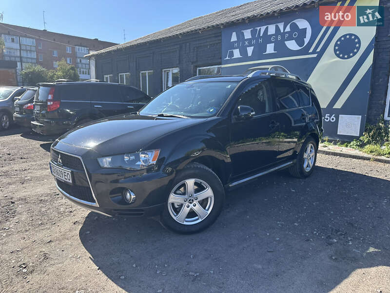 Позашляховик / Кросовер Mitsubishi Outlander 2009 в Ніжині