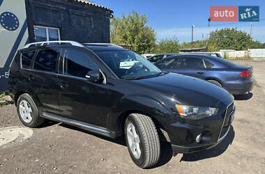 Внедорожник / Кроссовер Mitsubishi Outlander 2009 в 