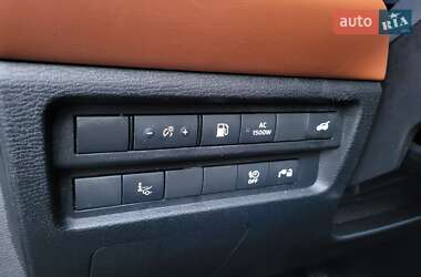 Внедорожник / Кроссовер Mitsubishi Outlander 2022 в 