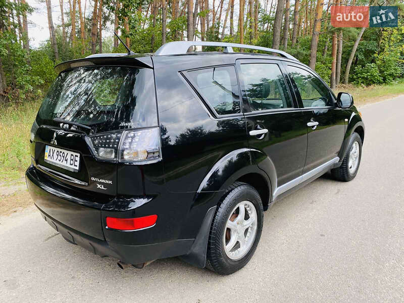 Позашляховик / Кросовер Mitsubishi Outlander 2008 в Харкові