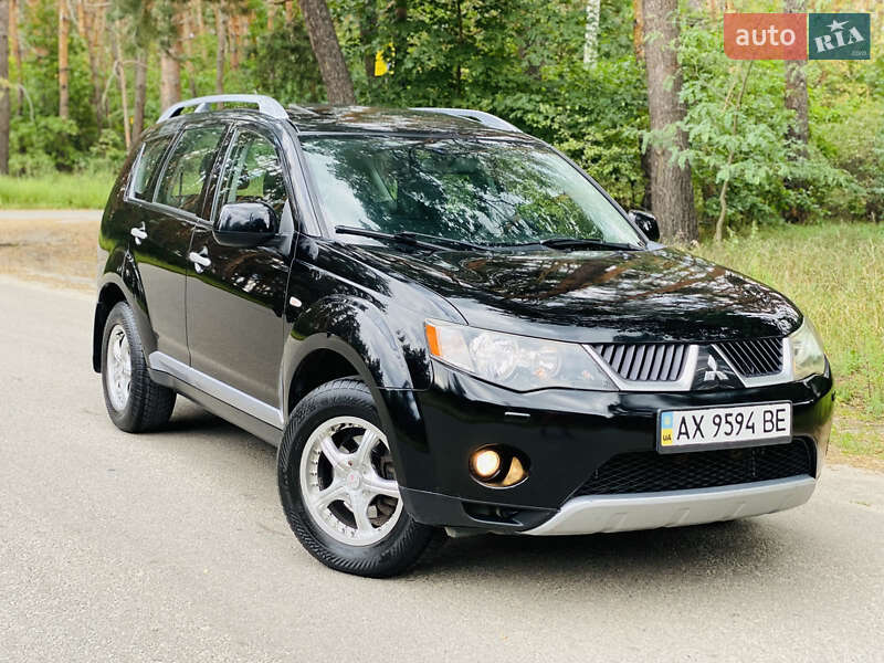 Позашляховик / Кросовер Mitsubishi Outlander 2008 в Харкові