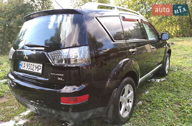 Внедорожник / Кроссовер Mitsubishi Outlander 2008 в 