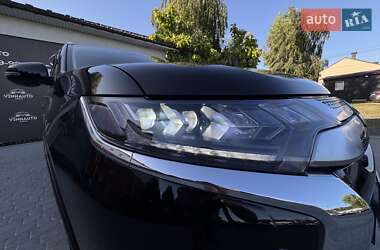 Внедорожник / Кроссовер Mitsubishi Outlander 2021 в 