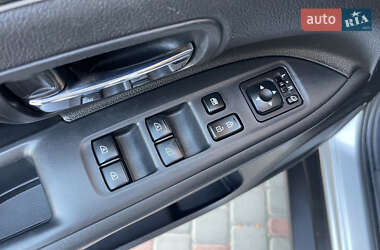 Внедорожник / Кроссовер Mitsubishi Outlander 2020 в 