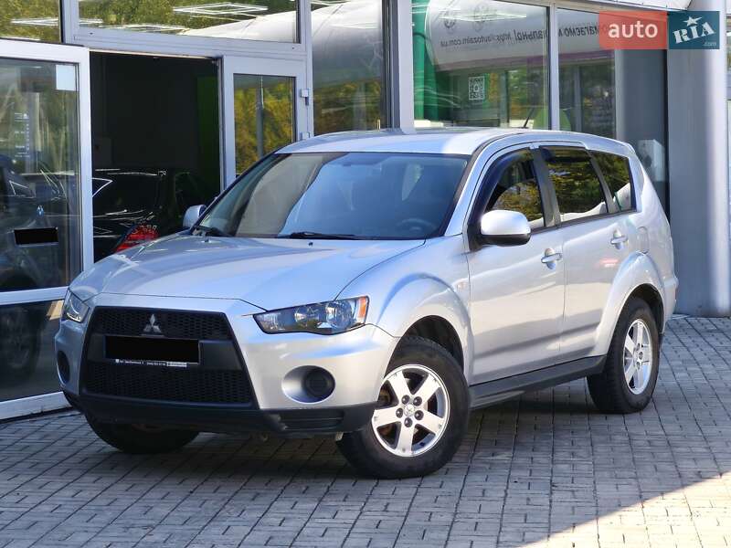 Позашляховик / Кросовер Mitsubishi Outlander 2010 в Дніпрі