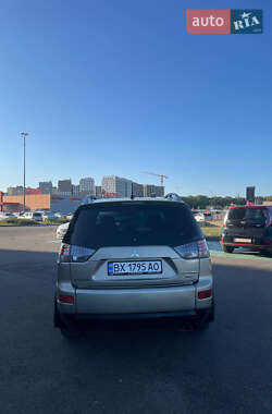 Внедорожник / Кроссовер Mitsubishi Outlander 2007 в 