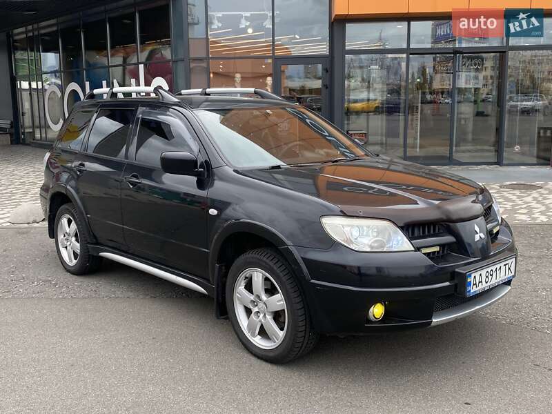 Внедорожник / Кроссовер Mitsubishi Outlander 2008 в 