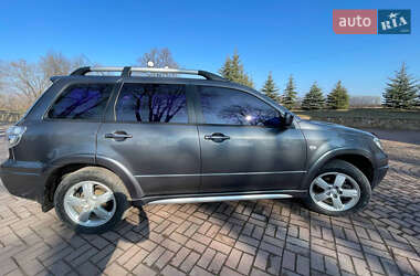 Внедорожник / Кроссовер Mitsubishi Outlander 2008 в 