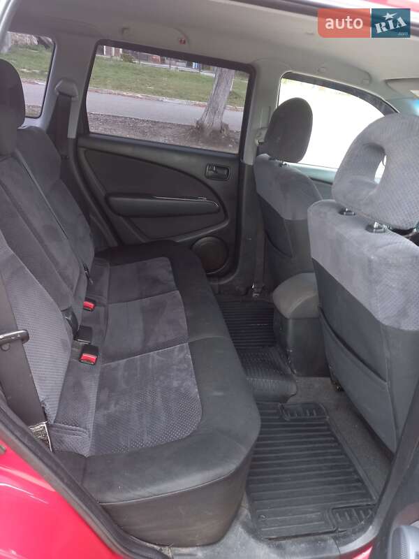 Позашляховик / Кросовер Mitsubishi Outlander 2003 в Хотині фото 5 Позашляховик / Кросовер Mitsubishi Outlander 2003 в Хотині