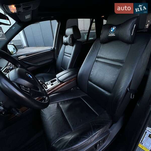 Позашляховик / Кросовер Mitsubishi Outlander 2016 в Чернігові