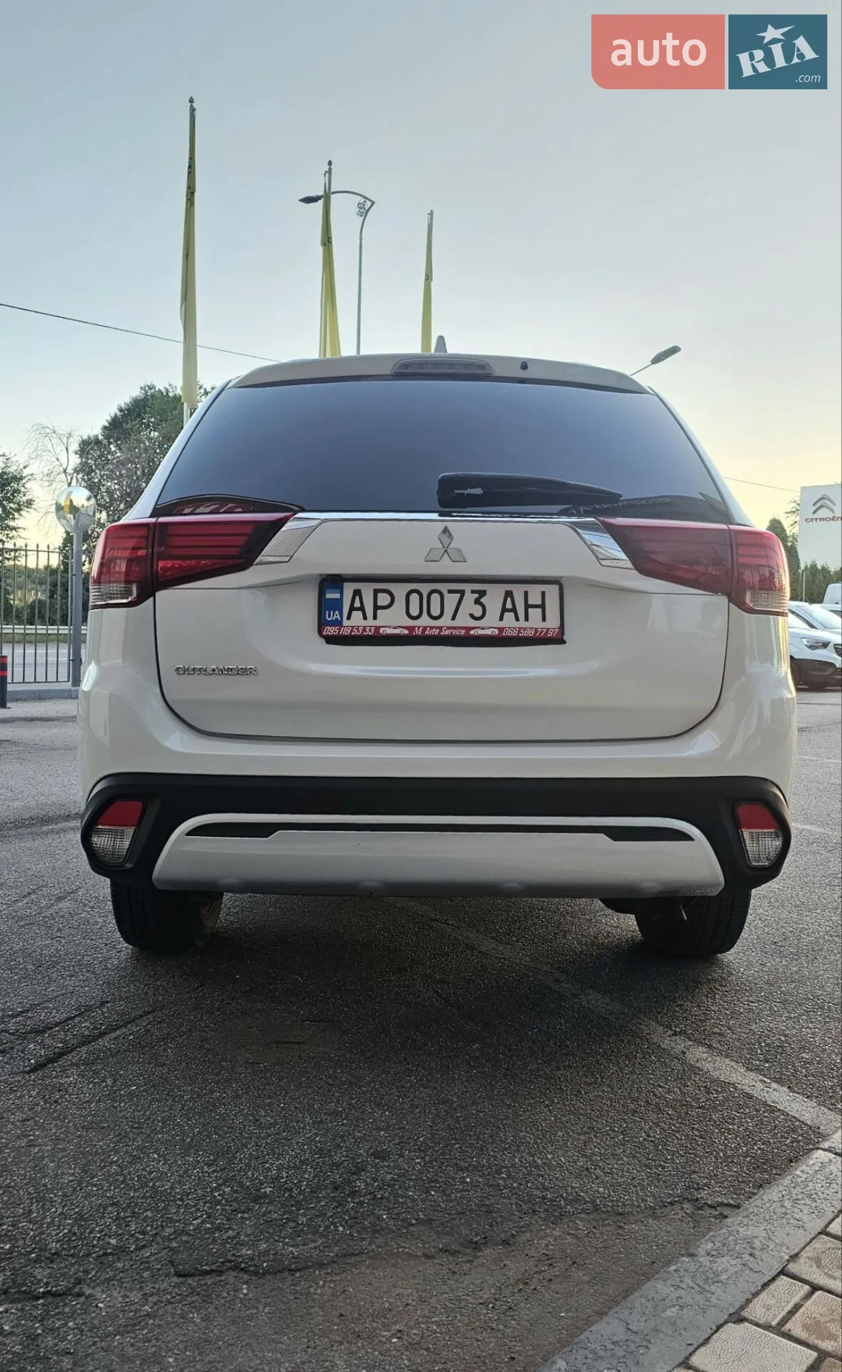 2019 Mitsubishi Outlander - мініатюра 8