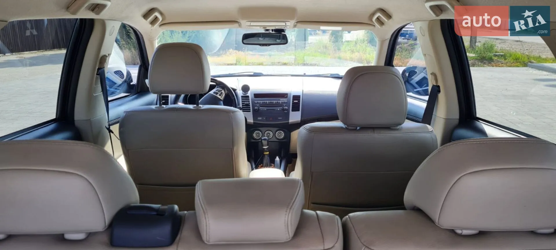 2012 Mitsubishi Outlander - мініатюра 14