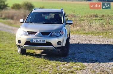 Внедорожник / Кроссовер Mitsubishi Outlander 2008 в 