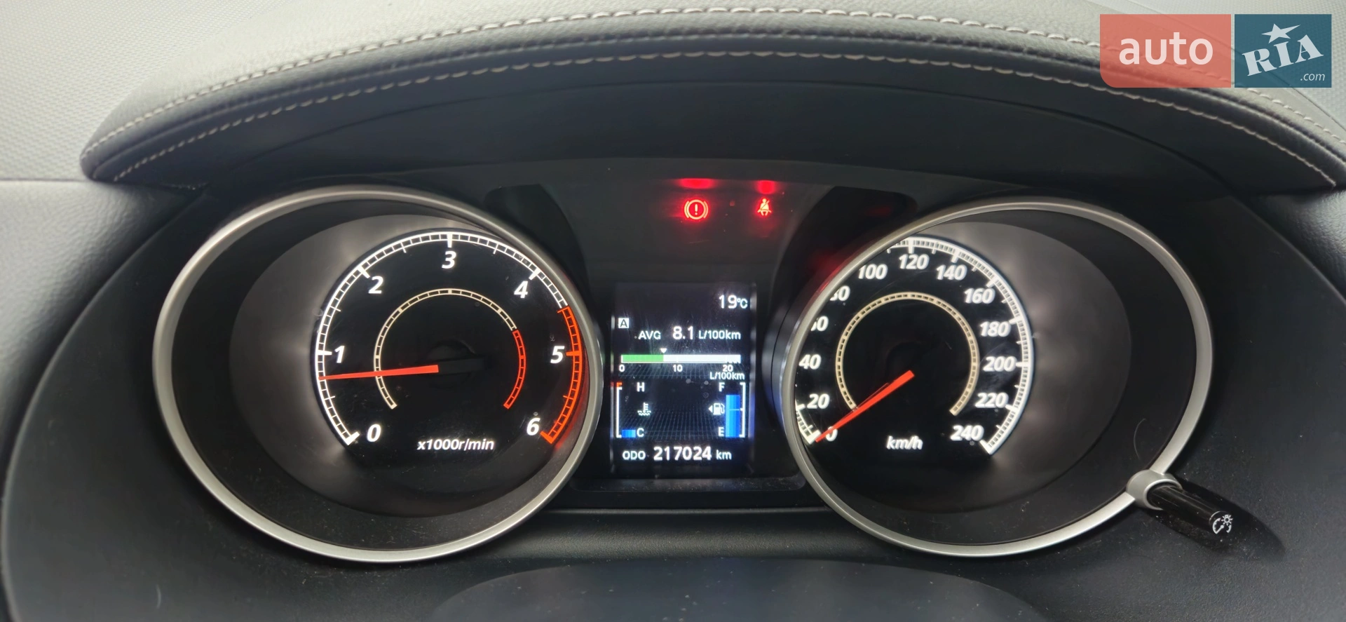 2010 Mitsubishi Outlander - фото 1
