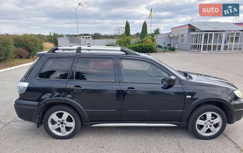 Внедорожник / Кроссовер Mitsubishi Outlander 2006 в Черкассах