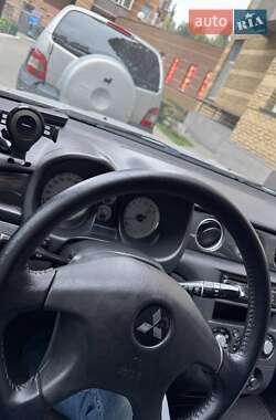 Внедорожник / Кроссовер Mitsubishi Outlander 2009 в 