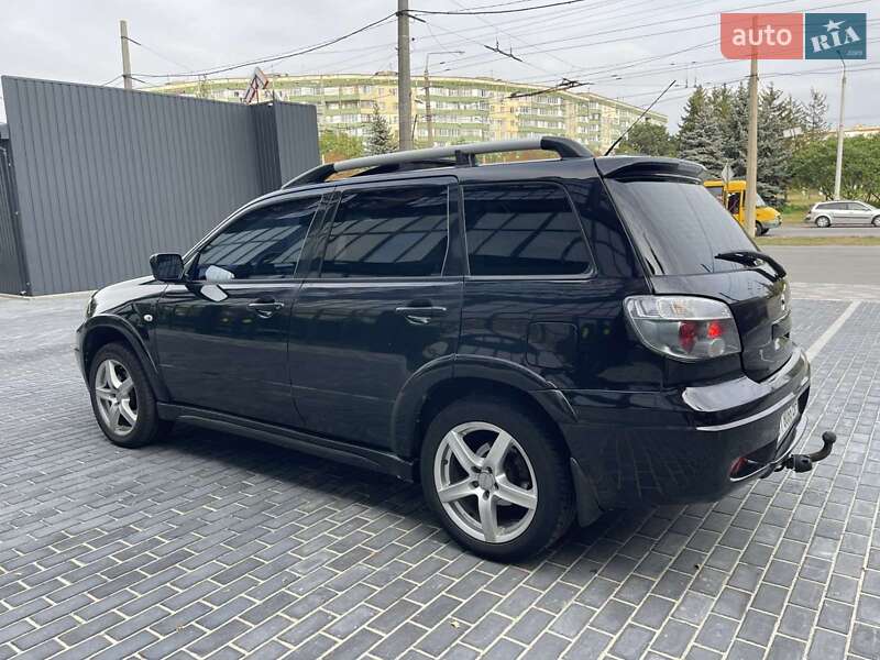Внедорожник / Кроссовер Mitsubishi Outlander 2006 в Полтаве