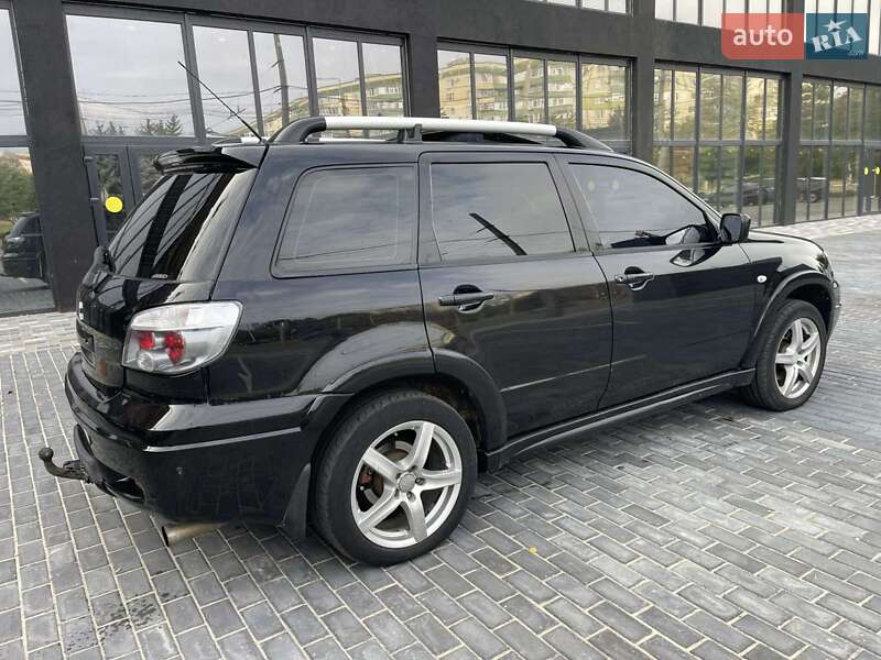 Внедорожник / Кроссовер Mitsubishi Outlander 2006 в Полтаве