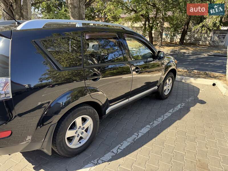 Внедорожник / Кроссовер Mitsubishi Outlander 2008 в Одессе