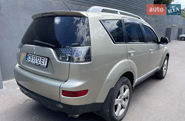 Внедорожник / Кроссовер Mitsubishi Outlander 2007 в 