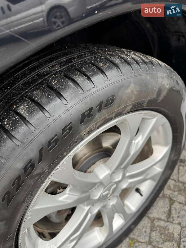 Позашляховик / Кросовер Mitsubishi Outlander 2013 в Чернівцях