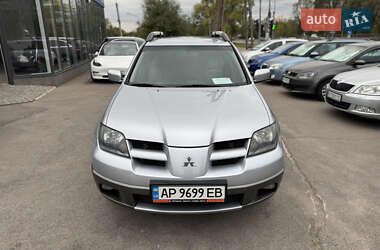 Внедорожник / Кроссовер Mitsubishi Outlander 2004 в 