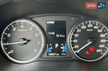 Внедорожник / Кроссовер Mitsubishi Outlander 2013 в 