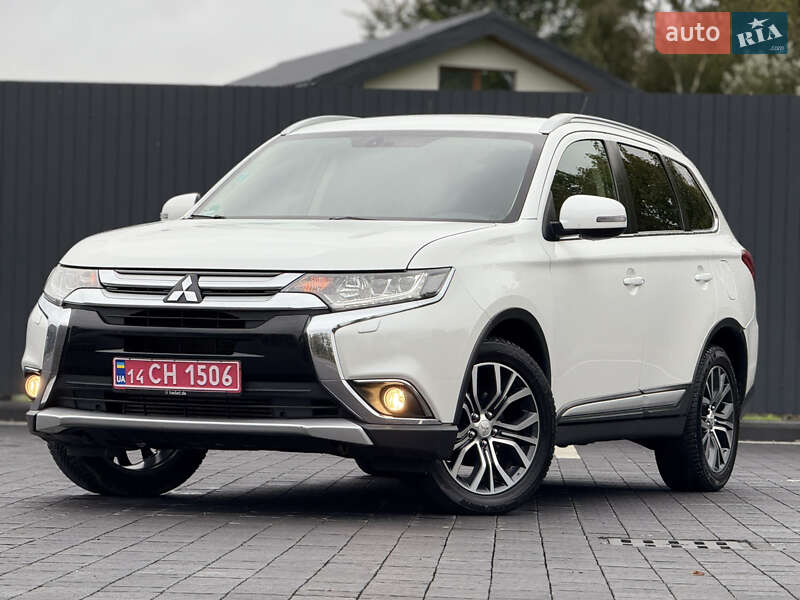Mitsubishi Outlander 2016