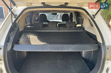 Внедорожник / Кроссовер Mitsubishi Outlander 2013 в 