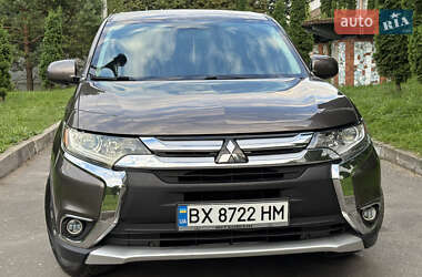 Внедорожник / Кроссовер Mitsubishi Outlander 2018 в 