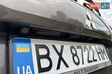 Внедорожник / Кроссовер Mitsubishi Outlander 2018 в 