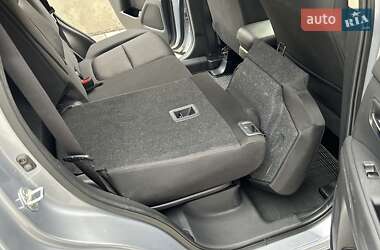 Внедорожник / Кроссовер Mitsubishi Outlander 2012 в 