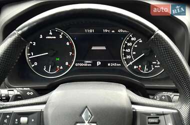 Внедорожник / Кроссовер Mitsubishi Outlander 2022 в 