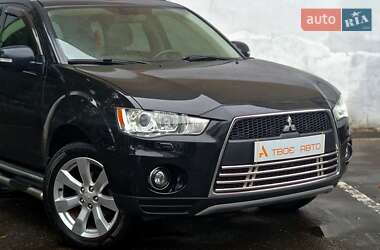 Внедорожник / Кроссовер Mitsubishi Outlander 2010 в 